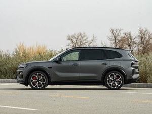 Zeekr 8X 2026, SUV Mediano-Grande, Híbrido Enchufable, 5 Puertas, 5 Plazas, Batería de Ultra Largo Alcance de 70-90 kWh, Motor de 300 kW - Product Image 3