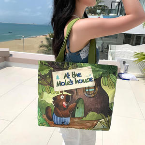 Nouveau Style mignon Capybara toile sac fourre-tout grande capacité femmes sac à bandoulière à la mode une pièce conception pour les banlieusards hommes - Product Image 5