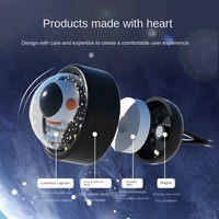 Nouvel accessoire décoratif diffuseur d'aromathérapie pour voiture, design créatif astronaute en pull et ours, pour grille d'aération