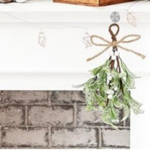 Decorazione per la Casa di <span class=keywords><strong>Capodanno</strong></span>, Pianta Verde Artificiale di Vischio Natalizio, Pendente 20cm/7.8in in Plastica e Filo di Ferro, Decorazioni Natalizie - Product Image 4