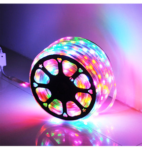 ไฟ LED RGB แบบยืดหยุ่น 240 ดวง พร้อมรีโมทคอนโทรล ปรับความสว่างได้ มาตรฐาน IP65 สำหรับตกแต่งภูมิทัศน์ แผงวงจร PCB ขนาด 4 มม. สีขาว ใช้ไฟ DC 12V - Product Image 6