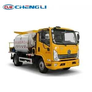 Camión pulverizador de cemento CLW 4.5T 4X2 con motor Weichai para la construcción y mantenimiento de carreteras. - Product Image 1