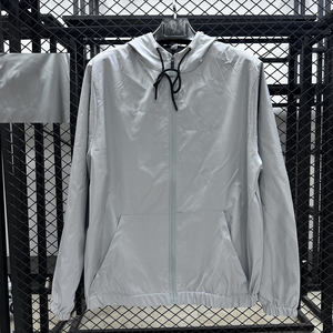 Giacca da calcio autunnale impermeabile con tecnologia di taglio automatico ricamata in Silicone a maniche lunghe con Logo personalizzato - Product Image 1