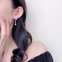 Boucles d'oreilles pendantes carrées en zircon plaqué or blanc, résistantes au ternissement, finition argentée, étanches, vente en gros pour boutiques