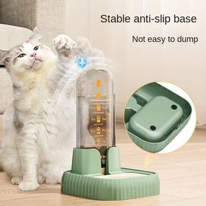 Distributeur automatique de nourriture pour chats de grande capacité avec un distributeur d'eau à gravité, adapté aux chats d'intérieur - Product Image 1