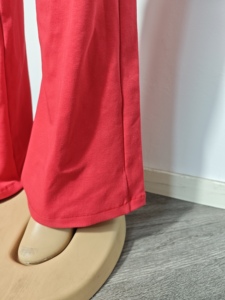 <span class=keywords><strong>Ensemble</strong></span> Lounge <span class=keywords><strong>Chic</strong></span> et Luxueux pour <span class=keywords><strong>Femme</strong></span> Y2K à Imprimé Léopard, 2 Pièces, avec Crop Top Halter et <span class=keywords><strong>Pantalon</strong></span> Évasé à Taille Rabattable pour le Streetwear - Product Image 4