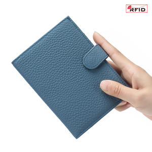 Porte-passeport en cuir véritable de qualité supérieure couverture Rfid voyage portefeuille cartes protecteur avec fente pour <span class=keywords><strong>carte</strong></span> SIM SD sac à fermeture éclair - Product Image 6