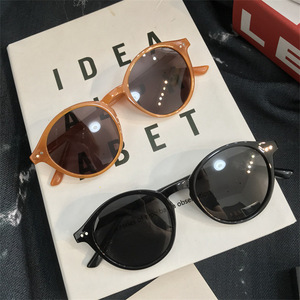 Gafas de sol redondas para mujer UV400 polarizadas con montura completa estilo retro protección solar para adultos - Product Image 3