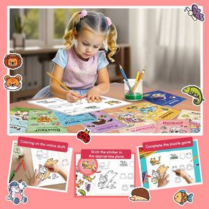 Libro de Colorear con Pegatinas para Fiestas Infantiles - Divertida Actividad de Dibujo y Garabatos - Product Image 3