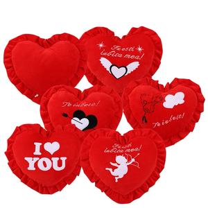 Valentinstag Geschenk Rotes Herz geformtes Kissen Ich liebe dich Großhandel Benutzer definierte Weiche Plüsch Gefüllte Liebes kissen - Product Image 1