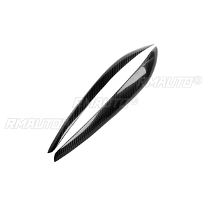 ฝาครอบตกแต่งไฟหน้ารถยนต์คาร์บอนไฟเบอร์แท้ 1 คู่ สำหรับ Nissan Skyline R34 ปี 1999 2000 2001 2002 อุปกรณ์ตกแต่งรถยนต์ - Product Image 2