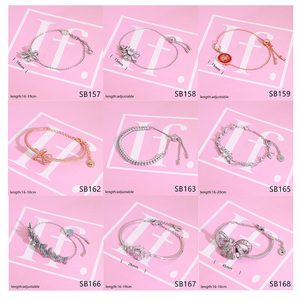 Bracelets en cristal élégants et ajustables, nouveaux bracelets à fleurs pour femmes, <span class=keywords><strong>bijoux</strong></span> cadeau pour fête d'anniversaire - Product Image 1