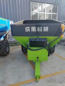 Esparcidor de estiércol remolcado por tractor de 50HP | Capacidad de 5m ³ con sistema de doble disco - Product Image 5