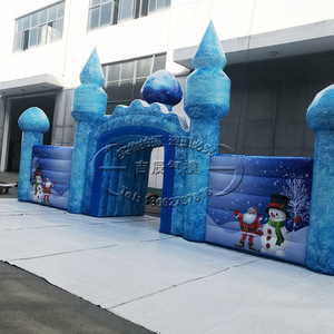 Arco Inflable de Navidad, Decoración Navideña para Exteriores de PVC, Diseño de Castillo - Product Image 1