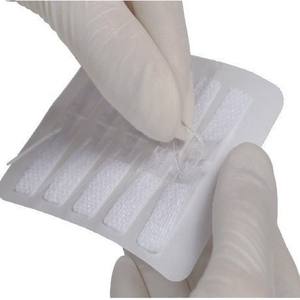 Cinta Quirúrgica Adhesiva Transparente de un Solo Uso Medco, Sin Suturas, para Cesárea - Product Image 3