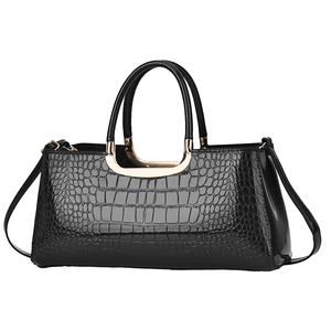 Sacs à bandoulière/sacs travers pour femmes en cuir PU de haute qualité avec fermeture à glissière et doublure en soie - Sacs tendance pour l'extérieur - Product Image 1