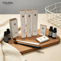Kit de Afeitado Dental Desechable en Caja Blanca Impermeable con Recubrimiento de Aceite, Logotipo OEM, Set de Amenidades de Lujo para Hoteles, Artículos de Baño para Huéspedes de Hotel