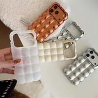 Coque en silicone souple antichoc brillante couleur unie motif dessin animé 3D pour iPhone 17 Pro Max 16 15 14 13 12