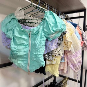 Lote Mixto de Ropa de Segunda Mano para Mujer, Estilo Sexy, Un Solo Hombro Descubierto, Manga Larga y Corta, Pedido Mínimo de 45 kg, de Tienda de Segunda Mano - Product Image 4