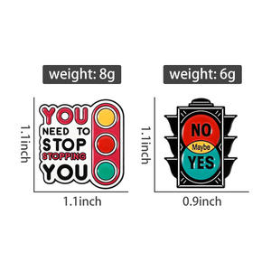Épingles en émail Feu de signalisation Jaune Rouge Vert Non <span class=keywords><strong>Peut</strong></span>-être Oui Vous devez arrêter Vous arrêteriez de vous arrêter si vous n'arrêtiez pas Broche Badge de revers Bijoux Cadeaux - Product Image 6