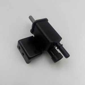 Válvula solenoide del filtro de carbón Buick 12597567 12597341 DC 12V para modelos LaCrosse - Product Image 3