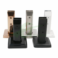 Accessoires de rampe d'escalier intérieure en acier inoxydable pour hôtel moderne, couleur personnalisée, clôture de balcon extérieur, poteau en verre satiné