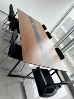 Station de charge pour table de conférence en U avancée avec prises de courant intégrées, table de salle de réunion ergonomique, élégante pour bureau gouvernemental