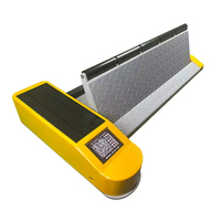 Système de barrière de stationnement extérieur en acier à commande automatique, verrouillage de place, barrière élévatrice, alimentation solaire/CA, pour site de stationnement standardisé