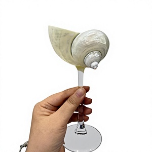 Verre à cocktail artisanal en coquillage avec tige transparente, vaisselle décorative vintage pour fête, verre en cristal réutilisable - Product Image 3