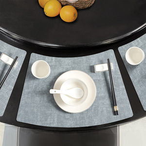 Waaiervormige PU-lederen placemat Dubbelzijdige stoftextuur Hittebestendige tafelmat Eettafeldecoratie in Scandinavische stijl - Product Image 3