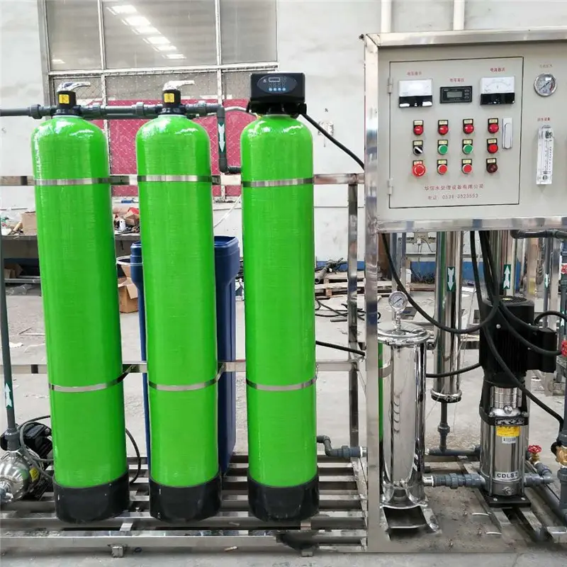 0.5 t/h systèmes de purification de traitement d'eau en bouteille RO industriel osmose inverse prix de l'usine d'eau purificateur de filtre à eau Ro
