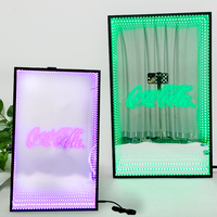 Boîte publicitaire lumineuse néon 3D personnalisée Apache, panneau tunnel miroir interactif à mille couches pour hôtels et tavernes