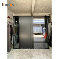 Porte d'entrée pivotante moderne en acier noir pour villa, porte de sécurité extérieure en acier avec vitrage fixe latéral