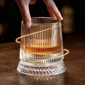 Verres <span class=keywords><strong>à</strong></span> <span class=keywords><strong>whisky</strong></span> rotatifs en <span class=keywords><strong>cristal</strong></span> de luxe personnalisés, gravés au diamant, <span class=keywords><strong>verre</strong></span> <span class=keywords><strong>à</strong></span> <span class=keywords><strong>whisky</strong></span> tournant - Product Image 3