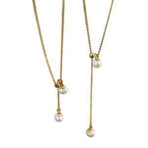 Collier réglable en acier inoxydable plaqué or pour femme, style féminin, avec perle d'eau douce naturelle et pompon, design mignon - Product Image 1