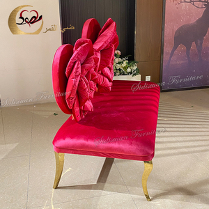 Sofá Moderno de Terciopelo Rosa con Respaldo de Rosas, de Tres Plazas, para Bodas, Comedor, Sala de Estar, Hotel y Apartamento, Personalizable - Product Image 6