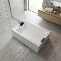 Baignoire carrée profonde autoportante en acrylique à double extrémité pour deux personnes, idéale pour hôtels, villas, spas et projets de salles de bain de luxe