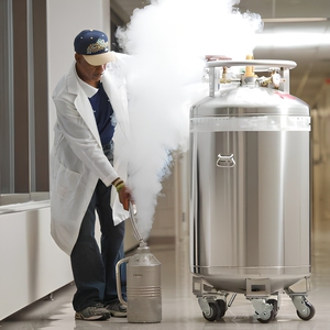 Réservoir de stockage cryogénique en acier inoxydable de 50 L, transport et distribution d'azote <span class=keywords><strong>liquide</strong></span> - Product Image 1