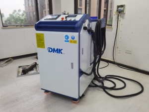 DMK 1500W High Efficiency Rust Removal Tool Fiber Laser Rust Removal Part of Sheet Metal - Product Image 3