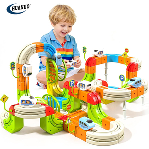 Juego de Trenes Eléctricos STEM de 242 Piezas, Bloques de Construcción de Pistas en Cubos con Señales de Tráfico, Trenes Motorizados que Desafían la Gravedad, Juguetes para Niños - Product Image 1