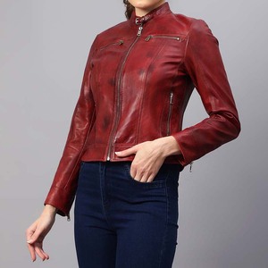 Veste en cuir pour femme, design personnalisé, couleur rouge cirée, design élégant et tendance, couleur unie - Product Image 5