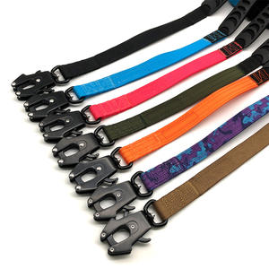 Heavy Duty Bungee <span class=keywords><strong>Dog</strong></span> Leash <span class=keywords><strong>Nylon</strong></span> Tactical <span class=keywords><strong>Dog</strong></span> <span class=keywords><strong>Collar</strong></span> y juego de correa con Clip de hebilla de seguridad para coche <span class=keywords><strong>Collar</strong></span> de plomo para perros medianos y grandes - Product Image 4