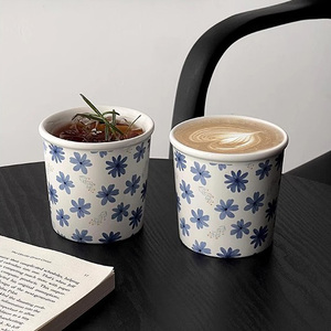 Mug à café personnalisé sans poignée, tasse à latte art, tasse en céramique élégante pour femmes - Product Image 1