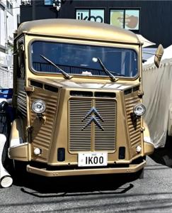 Food Truck <span class=keywords><strong>Hawaïen</strong></span> de Poke Bowl avec Thon de Qualité Sashimi et Bar à Garnitures, Bol de Riz aux Fruits de Mer Frais pour les Publics Coastalistes Soucieux de leur Santé - Product Image 1