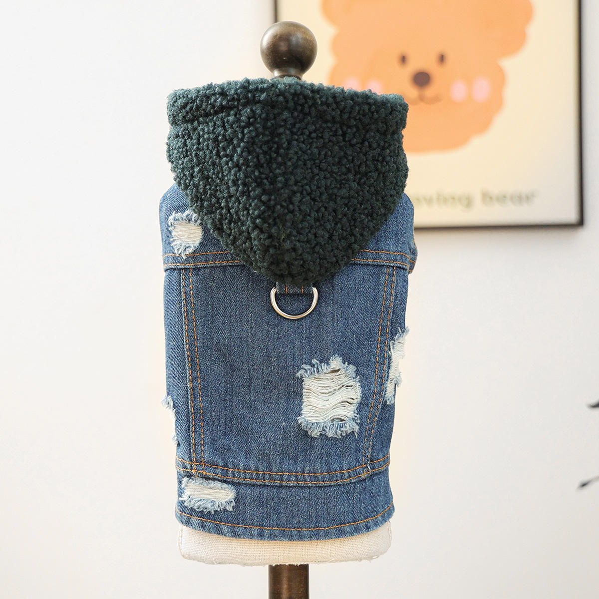 หมวกแก๊ปสีเขียว - หมวกแก๊ปหนังแกะ แจ็กเก็ตยีนส์