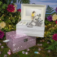 Boîte à musique de luxe en papier écologique brillant personnalisée avec points, vente en gros de l'usine Yiyu, boîte à bijoux musicale à remonter pour fête