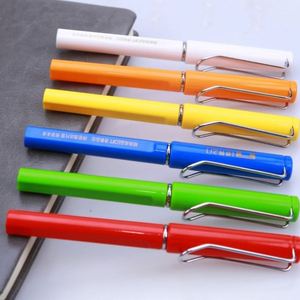 Stylos à bille publicitaires de haute qualité avec logo personnalisé, pour signature professionnelle - Product Image 1