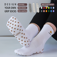 Chaussettes de yoga antidérapantes personnalisées à volants pour Pilates, chaussettes de yoga respirantes personnalisées pour femmes