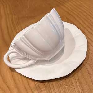 Tasses à thé en céramique à motif de pétales, élégantes, pour les décorations de mariage, de fêtes, de restaurants et de desserts - Product Image 4