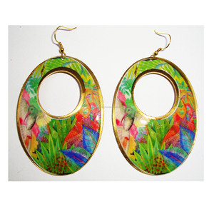 Pendientes Estampados Huecos Dream New, Ligeros, Estilo Europeo, Juego de Pendientes de Cobre Puro y Latón con Forma de Mariposa, Joya Duradera - Product Image 1